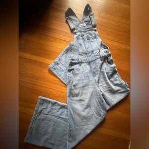 RSQ Y2K-style wide legged light blue denim overalls, Size S